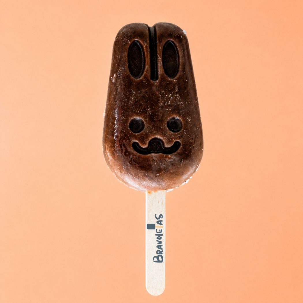 Paleta artesanal con forma de conejito